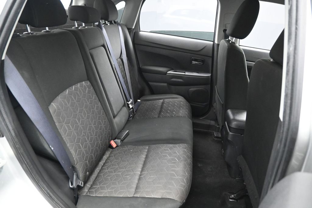 Used 2023 Mitsubishi Outlander Sport LE AWD/4WD image 27