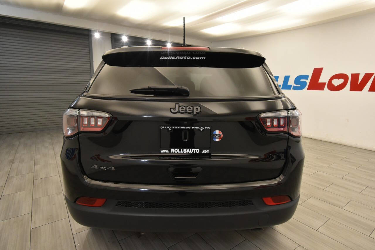 Used 2021 Jeep Compass Latitude AWD/4WD image 4