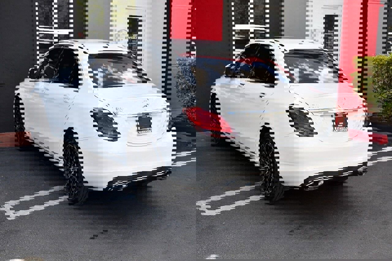 Used 2021 Mercedes-Benz C 300 4MATIC Sedan w/ Premium Package image 4