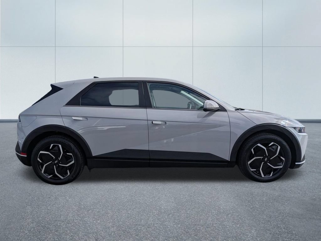 Certified 2024 Hyundai Ioniq 5 SEL RWD image 7