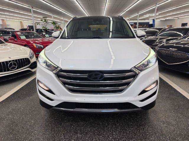 Used 2016 Hyundai Tucson Limited w/ Option Group 03 AWD/4WD image 2