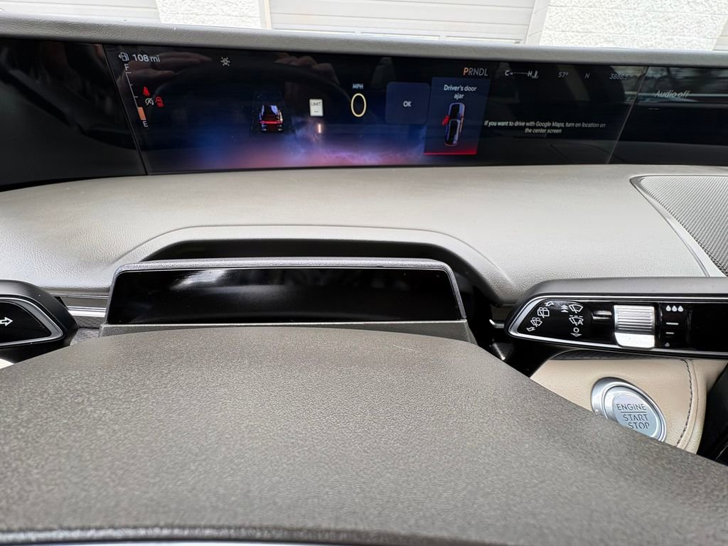 Certified 2025 Lincoln Nautilus Premier w/ Equipment Group 102A image 19