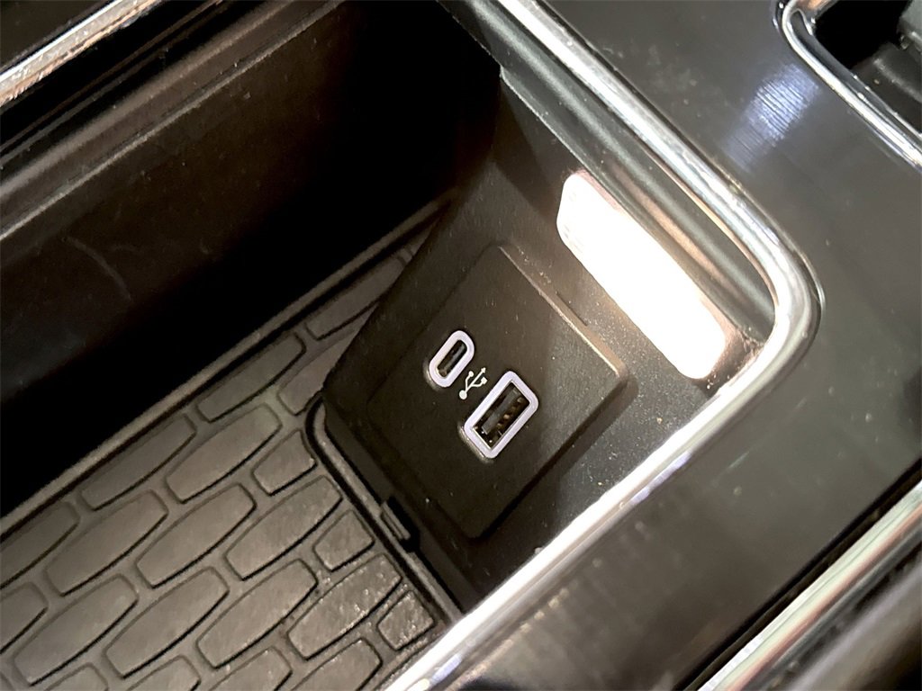 Used 2022 Lincoln Aviator AWD w/ Premium Package image 21