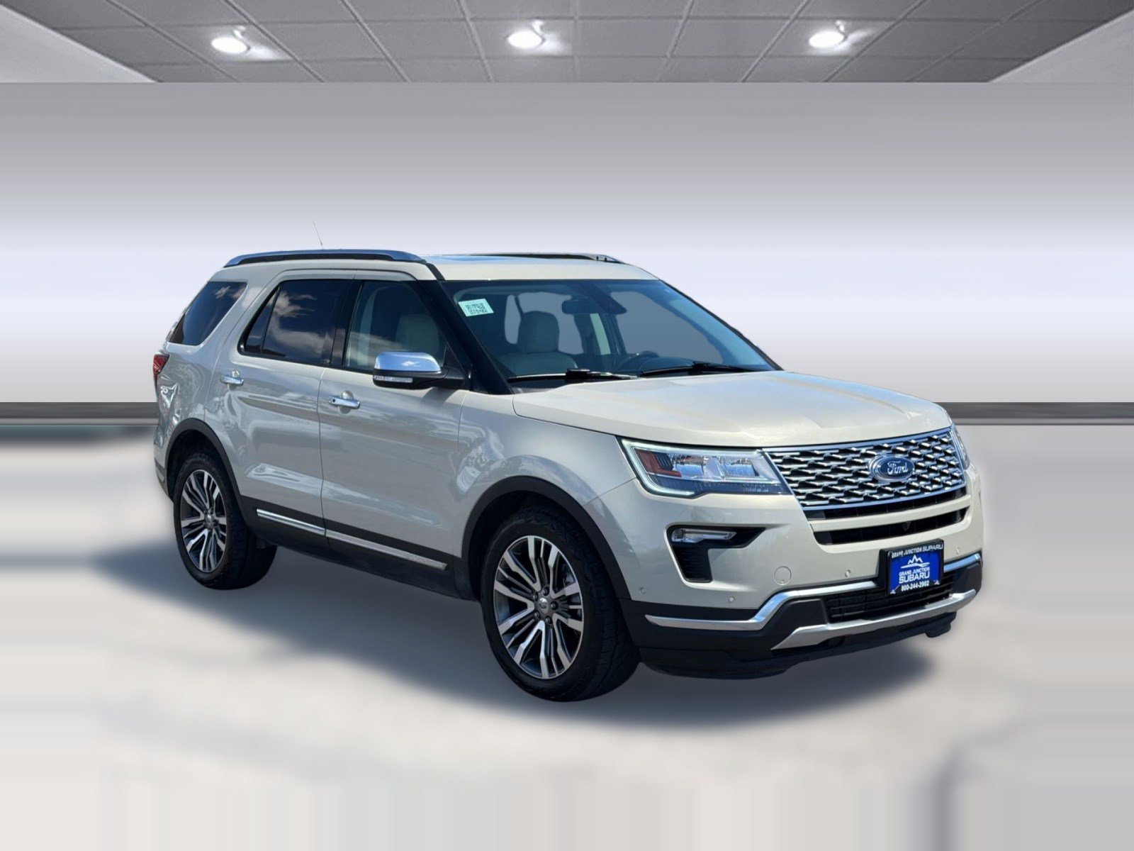 Used 2018 Ford Explorer Platinum AWD/4WD image 7