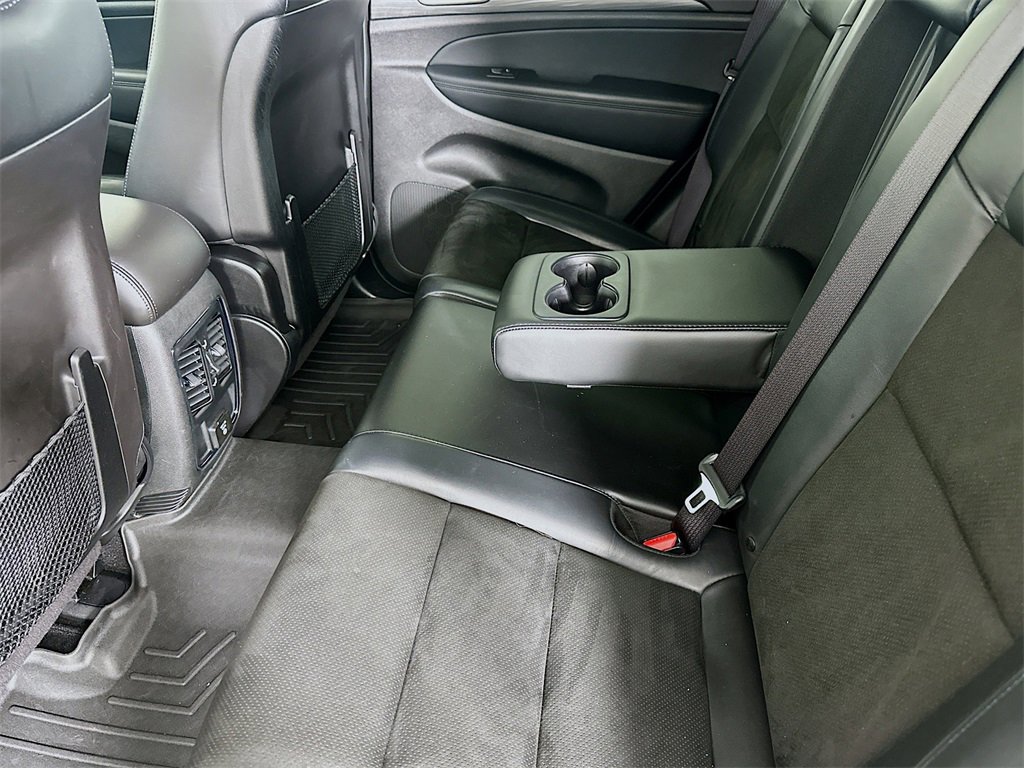 Used 2021 Jeep Grand Cherokee Laredo X image 13