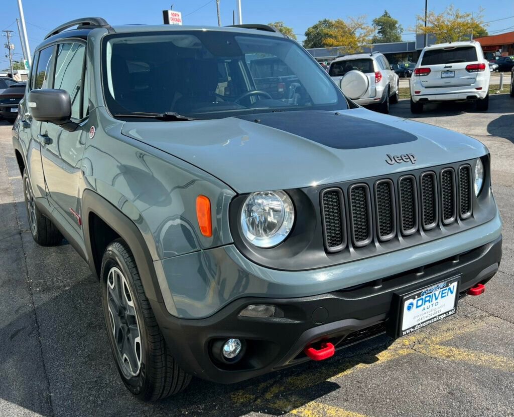 Used 2015 Jeep Renegade Trailhawk w/ Cold Weather Group image 6