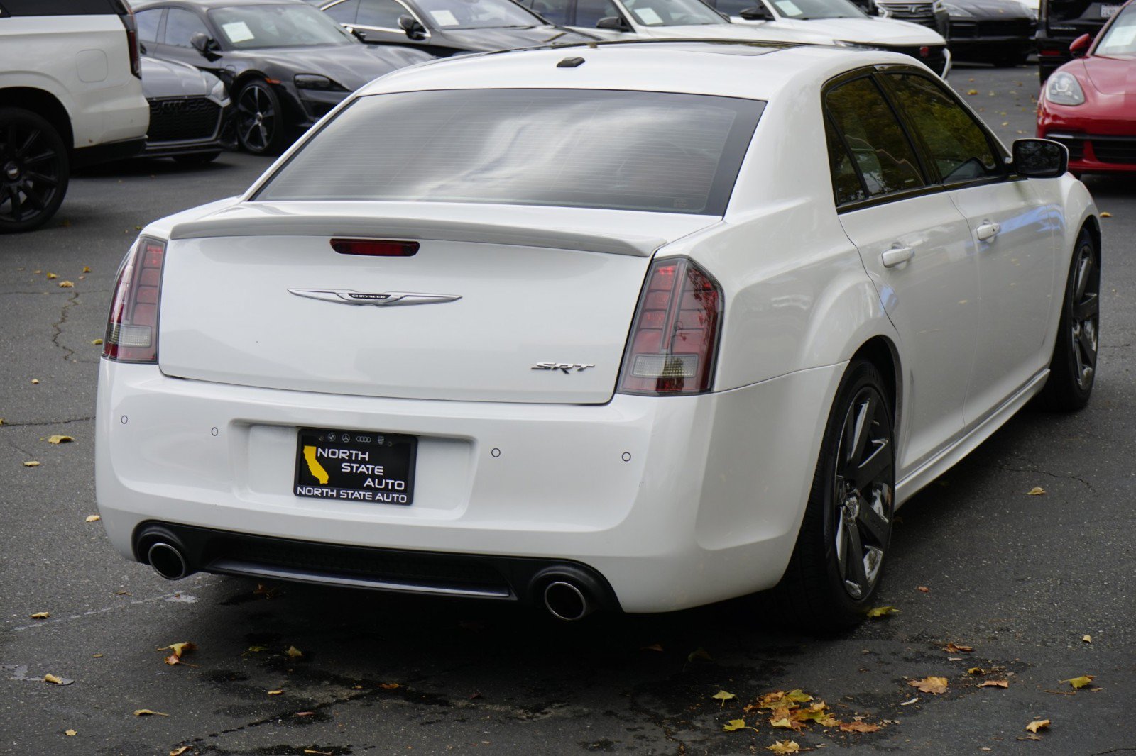 Used 2014 Chrysler 300 SRT8 w/ Leather Interior Group RWD image 9