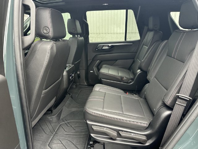 Used 2025 Chevrolet Tahoe RST w/ Comfort Package AWD/4WD image 34