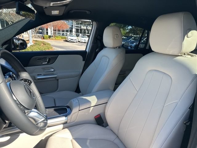 Used 2025 Mercedes-Benz GLA 250 4MATIC image 17