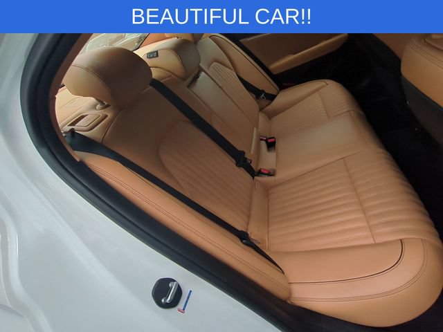 Used 2022 Genesis G70 3.3T AWD/4WD image 34