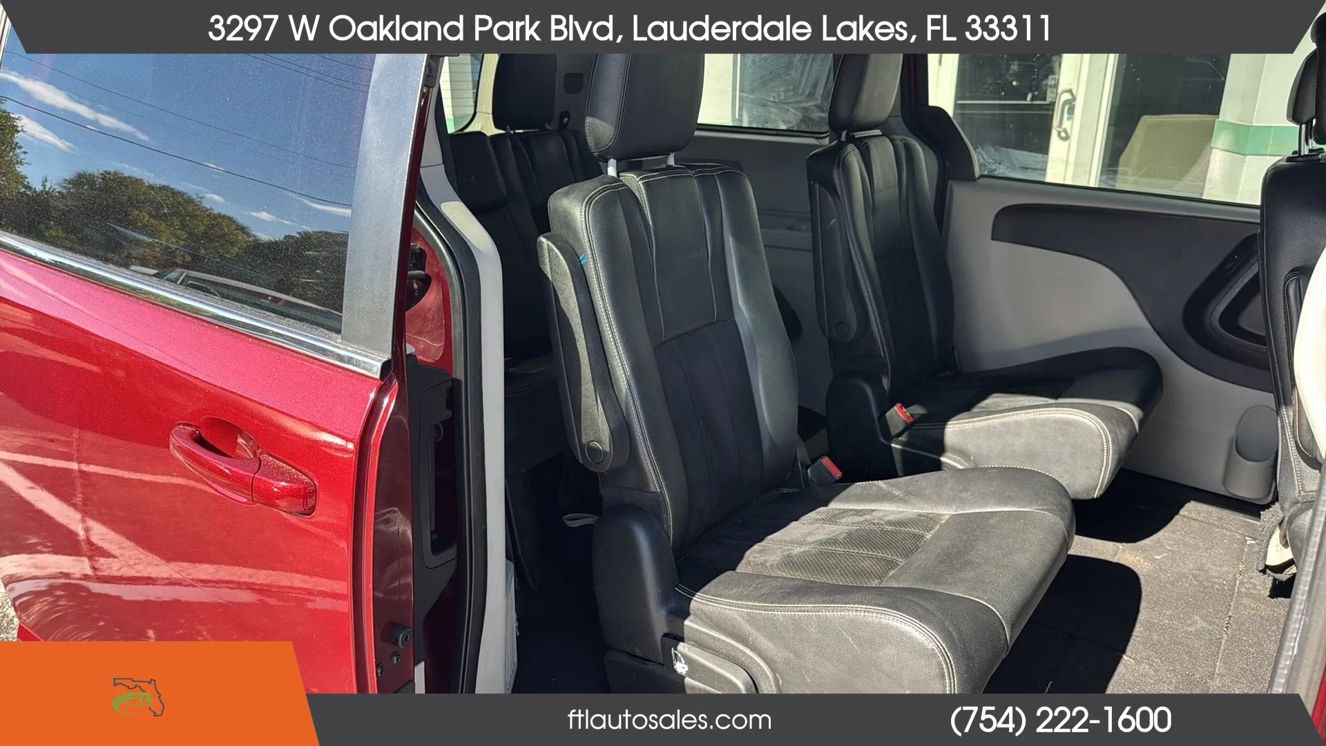 Used 2018 Dodge Grand Caravan SXT image 27