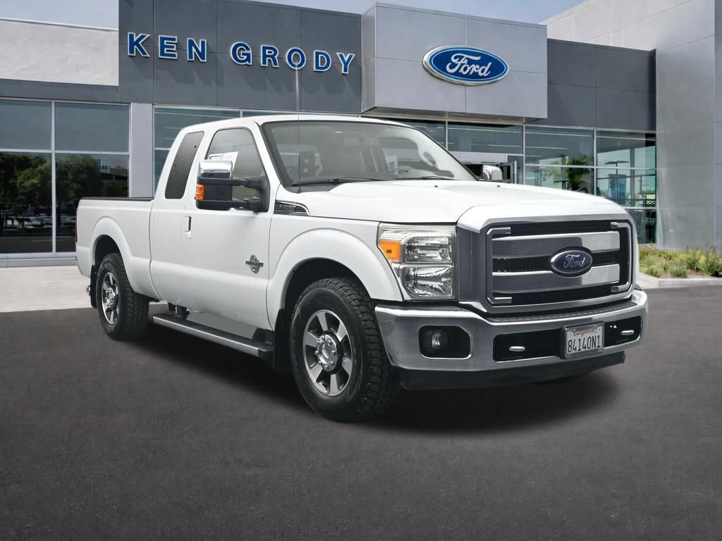 Used 2013 Ford F250 Lariat image 1