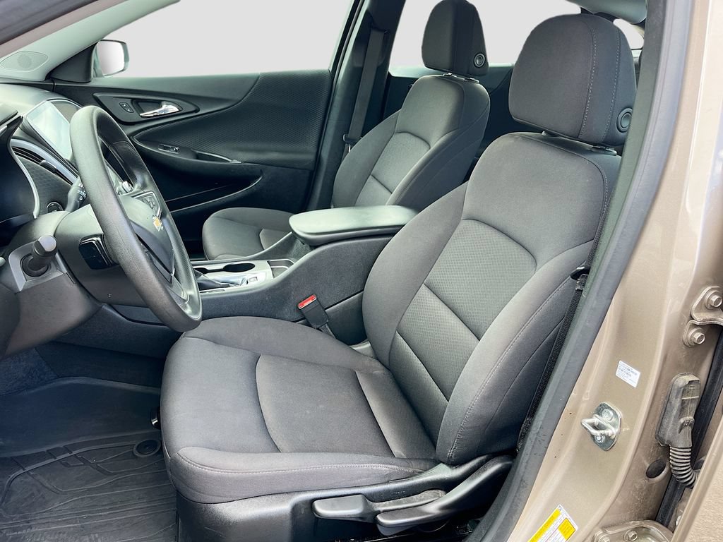 Used 2024 Chevrolet Malibu LS FWD image 19