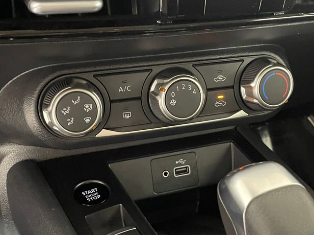 Used 2025 Nissan Kicks S AWD/4WD image 9