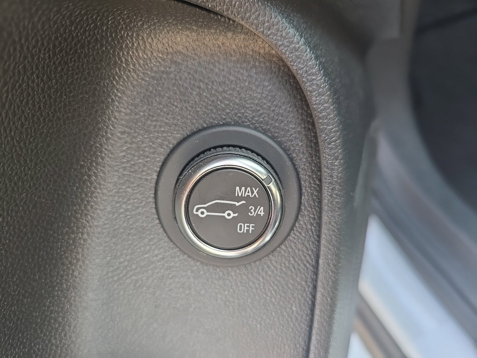Used 2024 Buick Envista Sport Touring w/ Convenience I Package FWD image 15
