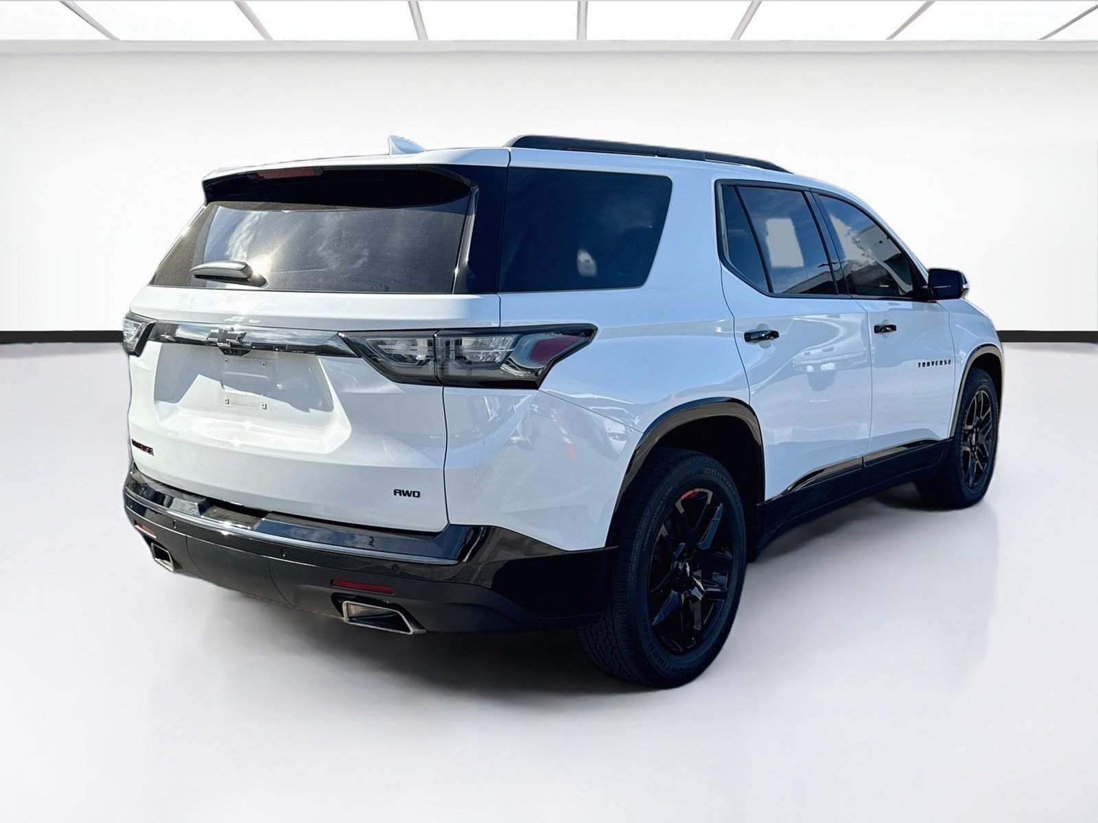 Used 2019 Chevrolet Traverse Premier w/ Redline Edition AWD/4WD image 4