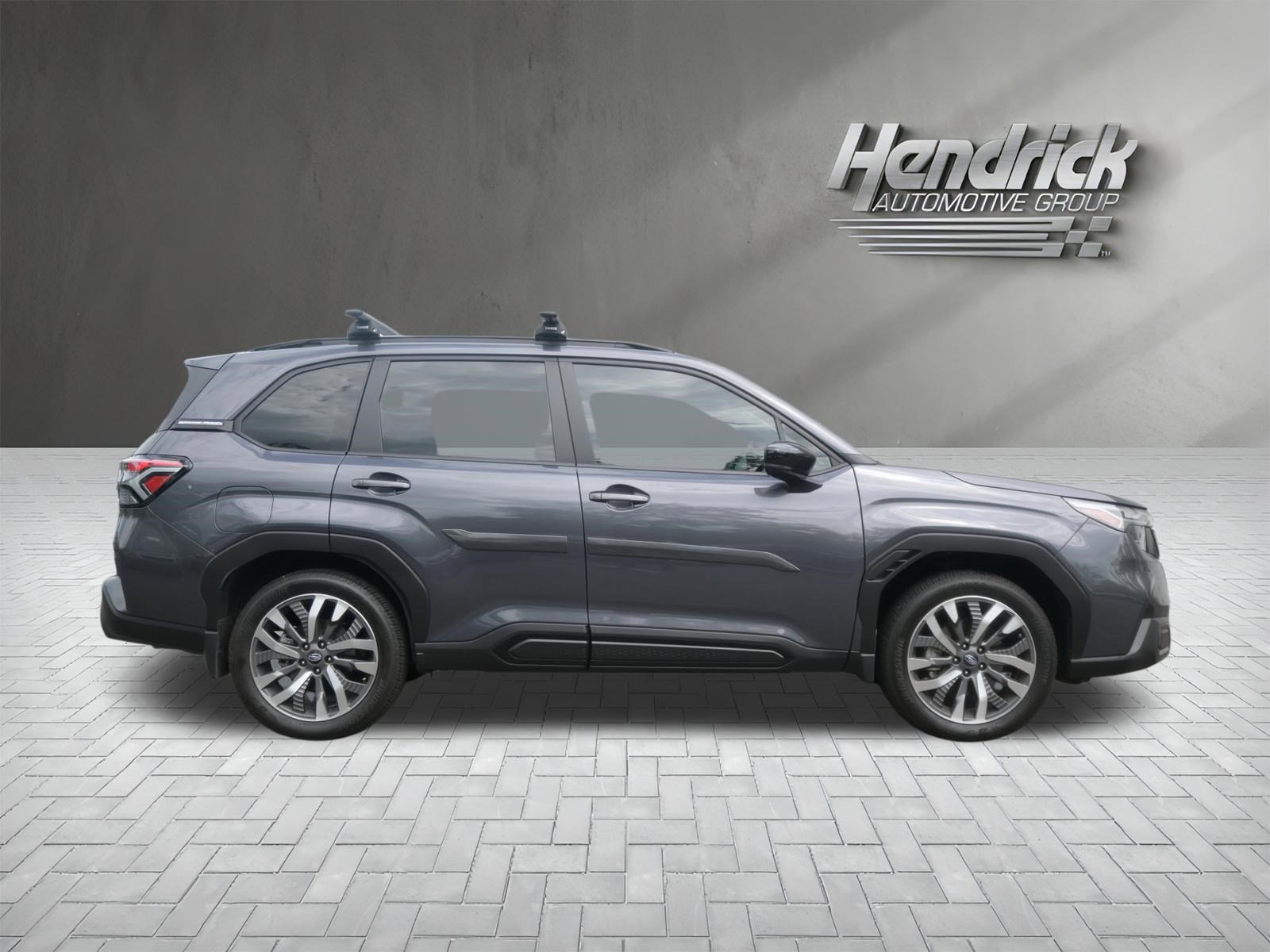 Used 2025 Subaru Forester Touring w/ Popular Package - Touring AWD/4WD image 10