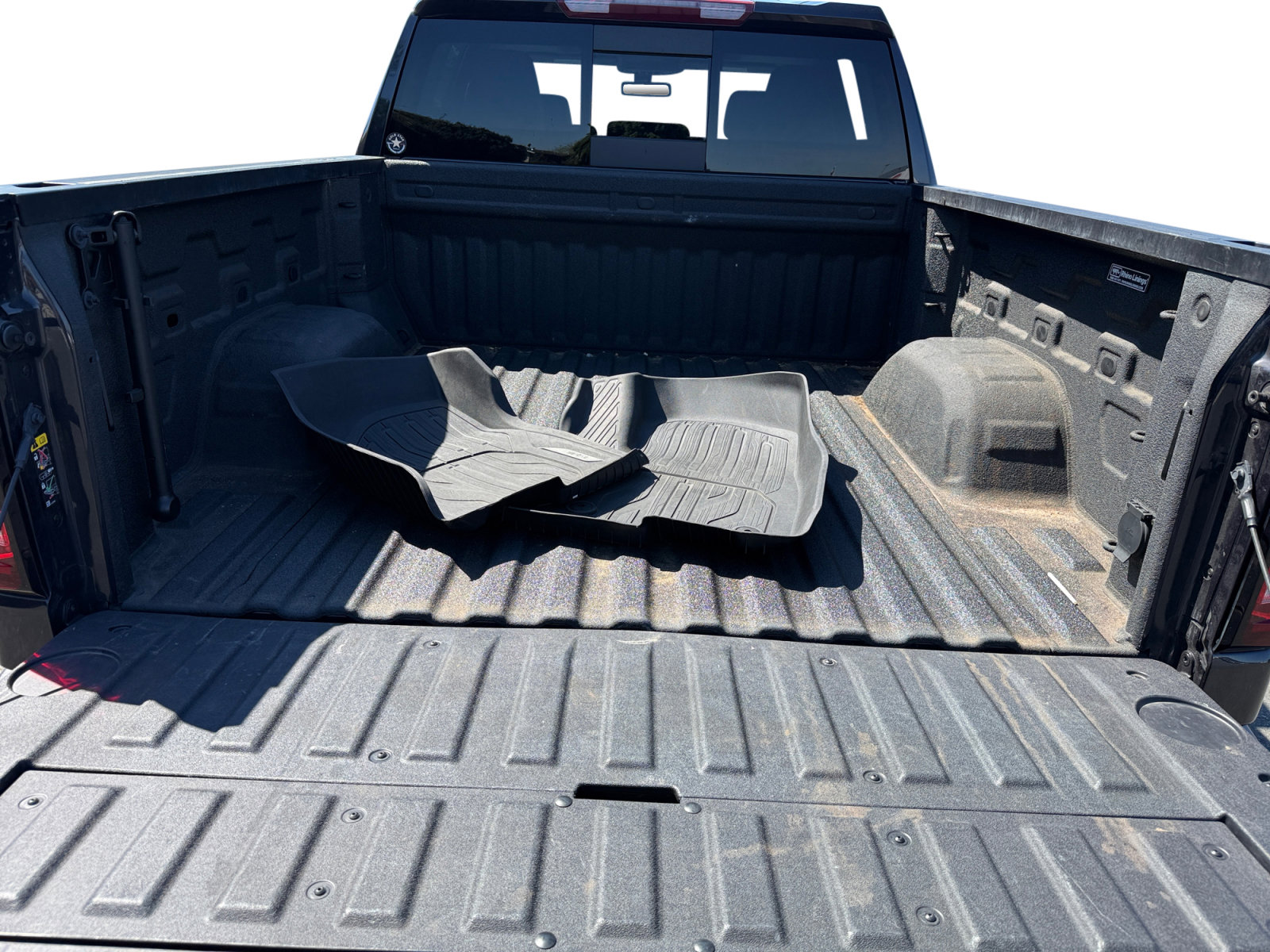 Used 2023 GMC Sierra 1500 SLT w/ SLT Convenience Package image 17