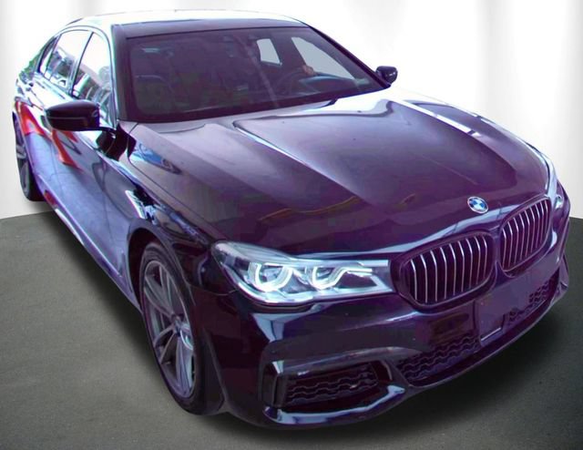 Used 2019 BMW 750i xDrive w/ Luxury Rear Seating Package AWD/4WD image 10