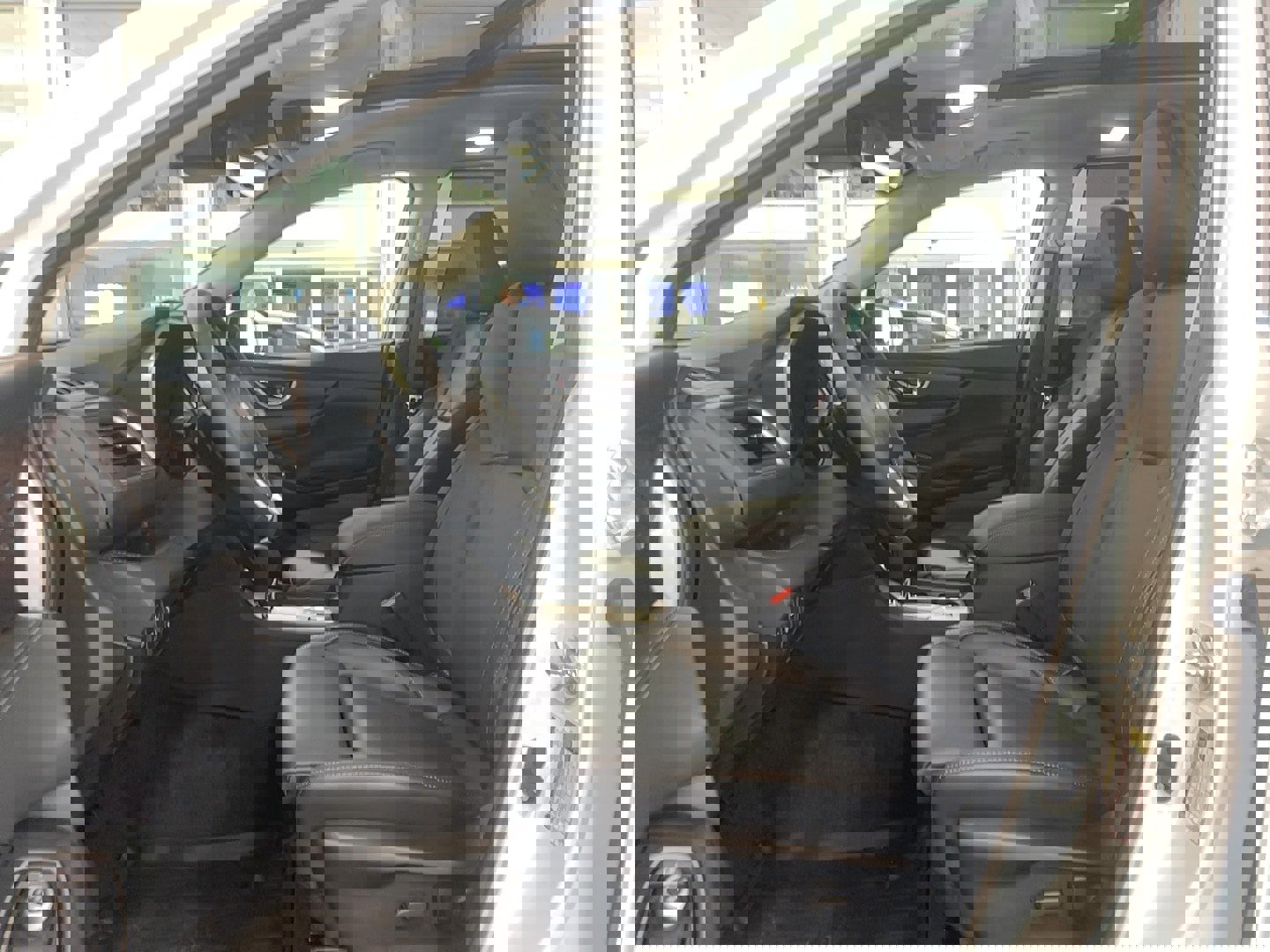 Used 2025 Subaru Ascent Touring image 9