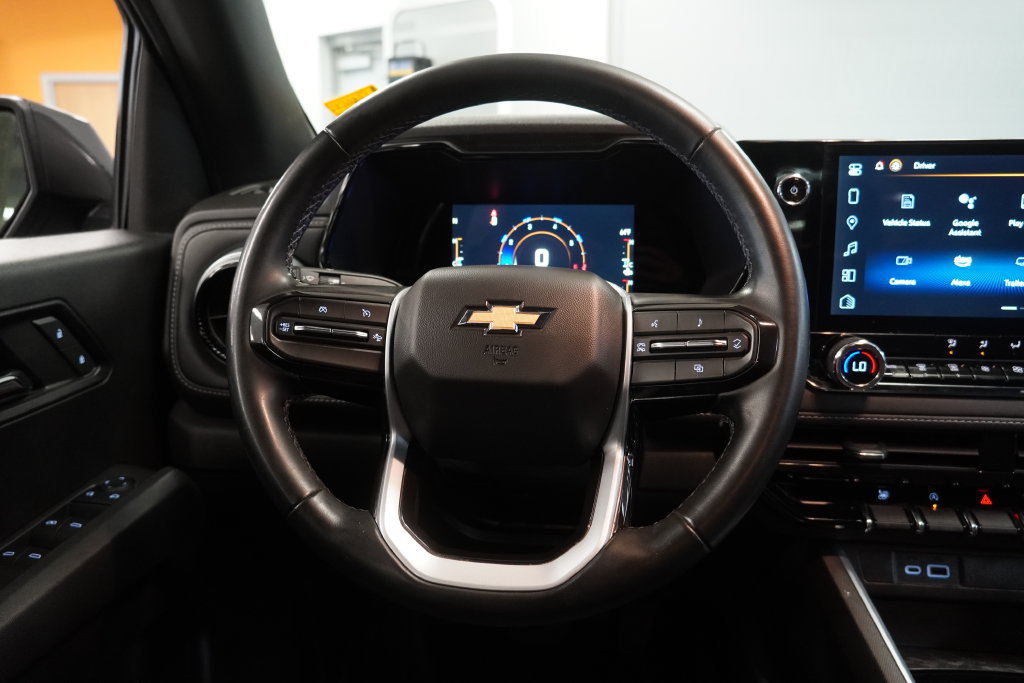 Used 2023 Chevrolet Colorado LT w/ LT Convenience Package AWD/4WD image 18