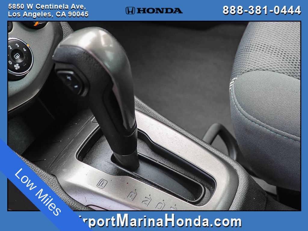 Used 2015 Chevrolet Sonic LT FWD image 23