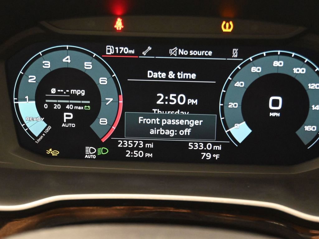 Used 2025 Audi Q3 2.0T Premium image 13