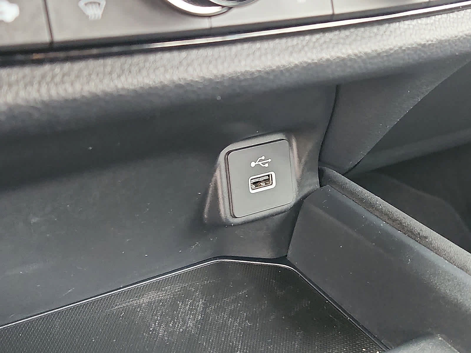 Certified 2023 Honda HR-V LX image 25