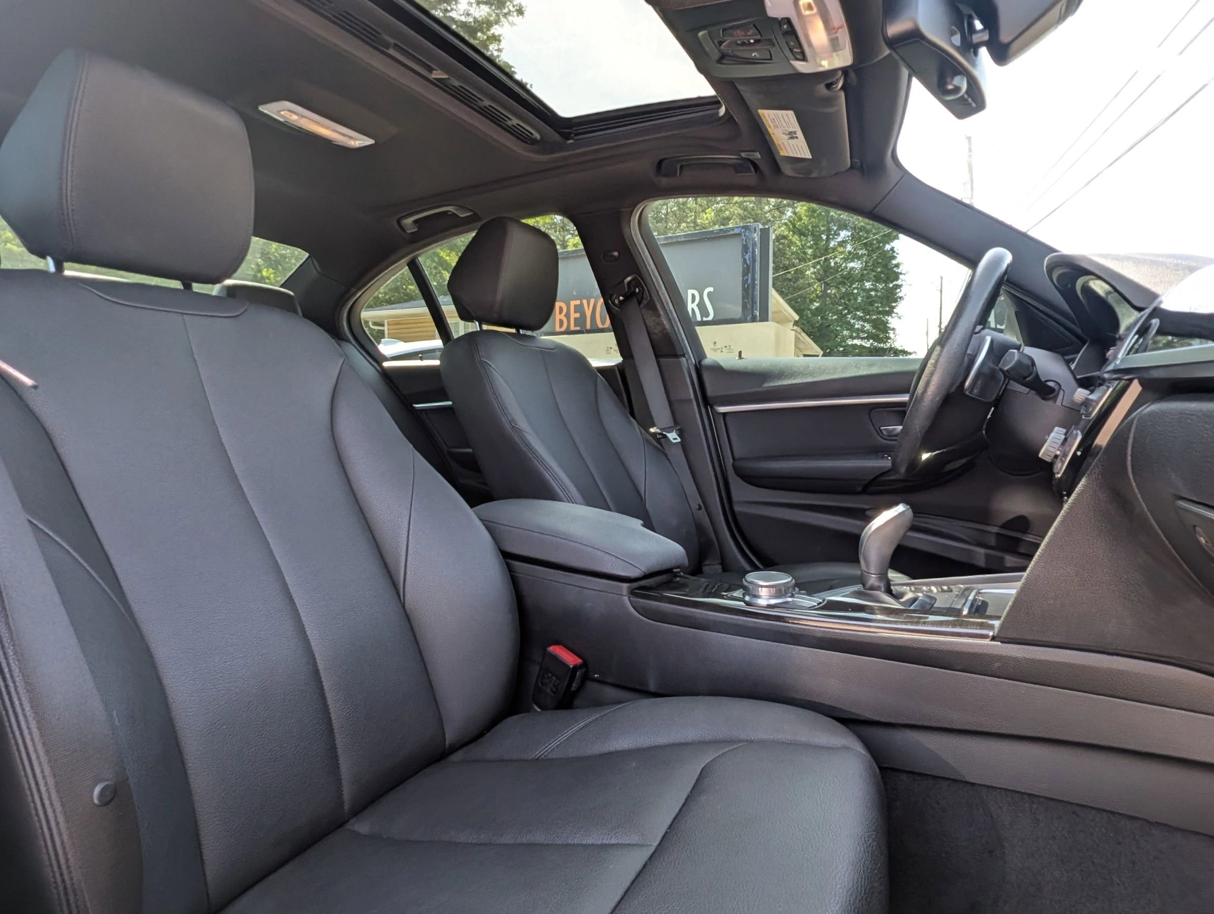 Used 2018 BMW 330i Sedan RWD image 41