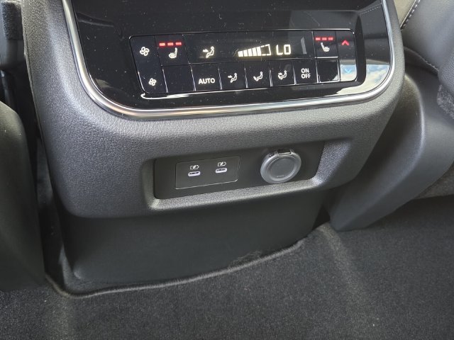 New 2027 Nissan Armada Platinum Reserve AWD/4WD image 12