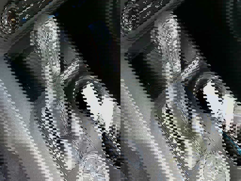 New 2025 Ford Bronco 4-Door image 18