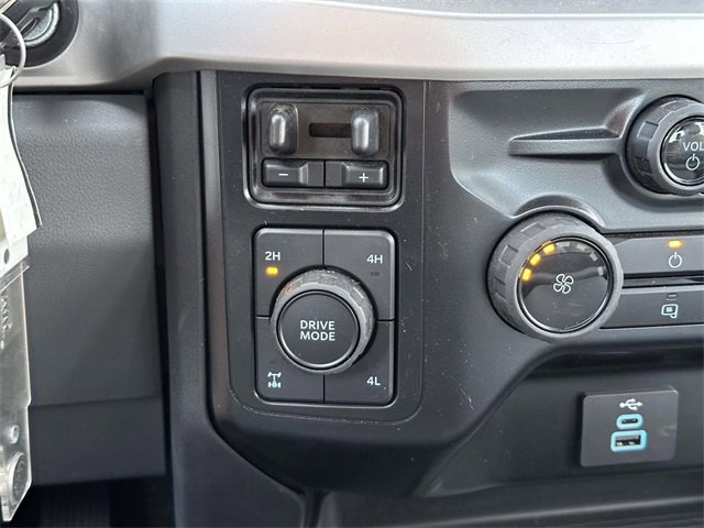 Used 2024 Ford F350 XL w/ FX4 Off-Road Package image 12