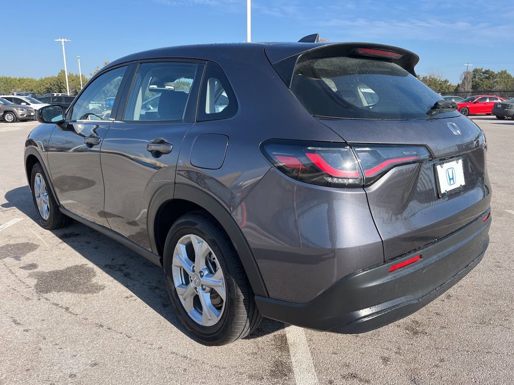 Certified 2025 Honda HR-V LX image 6