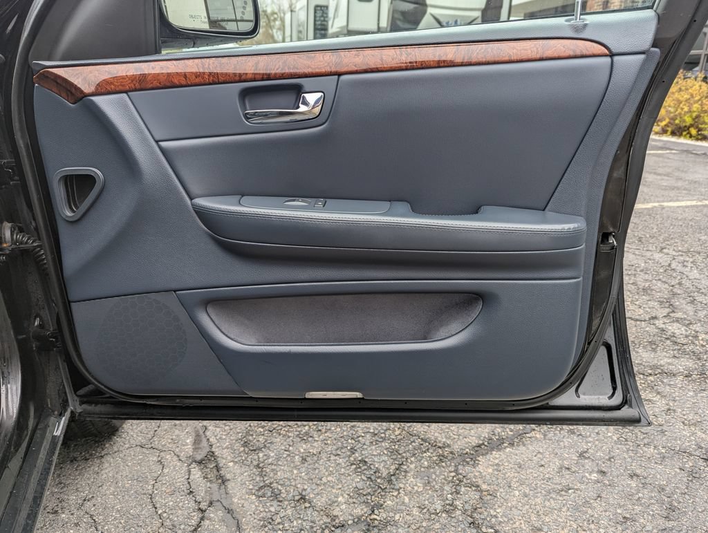 Used 2007 Cadillac DTS FWD image 23