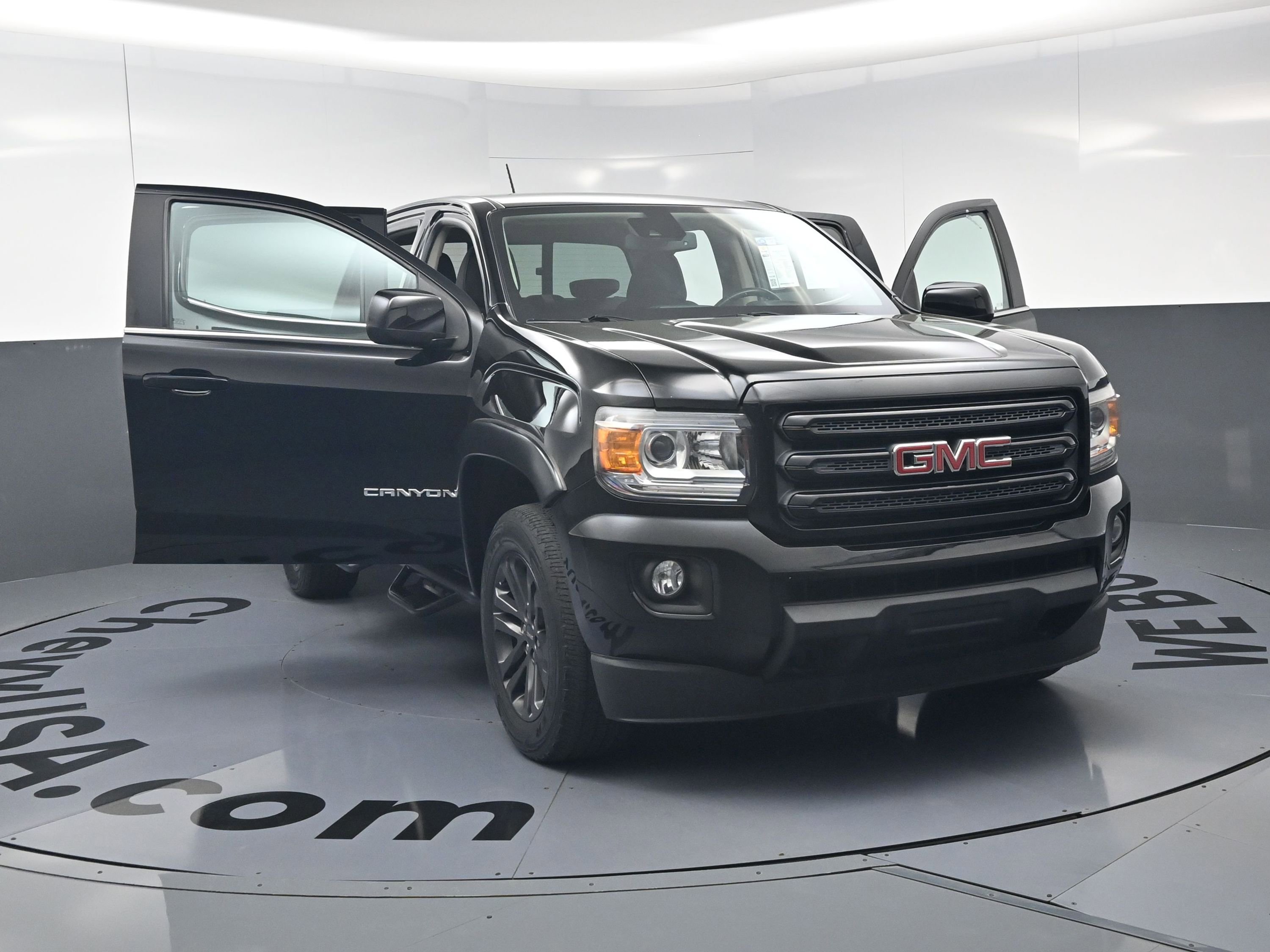 Used 2019 GMC Canyon SLE w/ Driver Alert Package AWD/4WD image 23