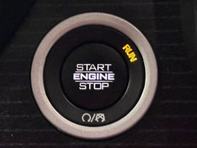 Used 2022 RAM 1500 Limited w/ Off-Road Group image 19