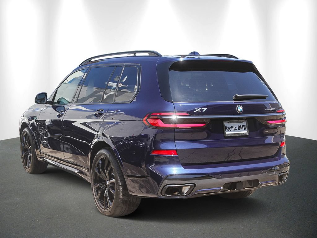Used 2026 BMW X7 xDrive40i w/ M Sport Package AWD/4WD image 4