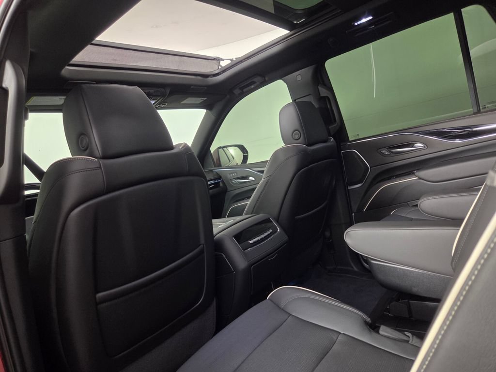 Used 2024 Cadillac Escalade Sport w/ LPO, ONYX Package AWD/4WD image 25