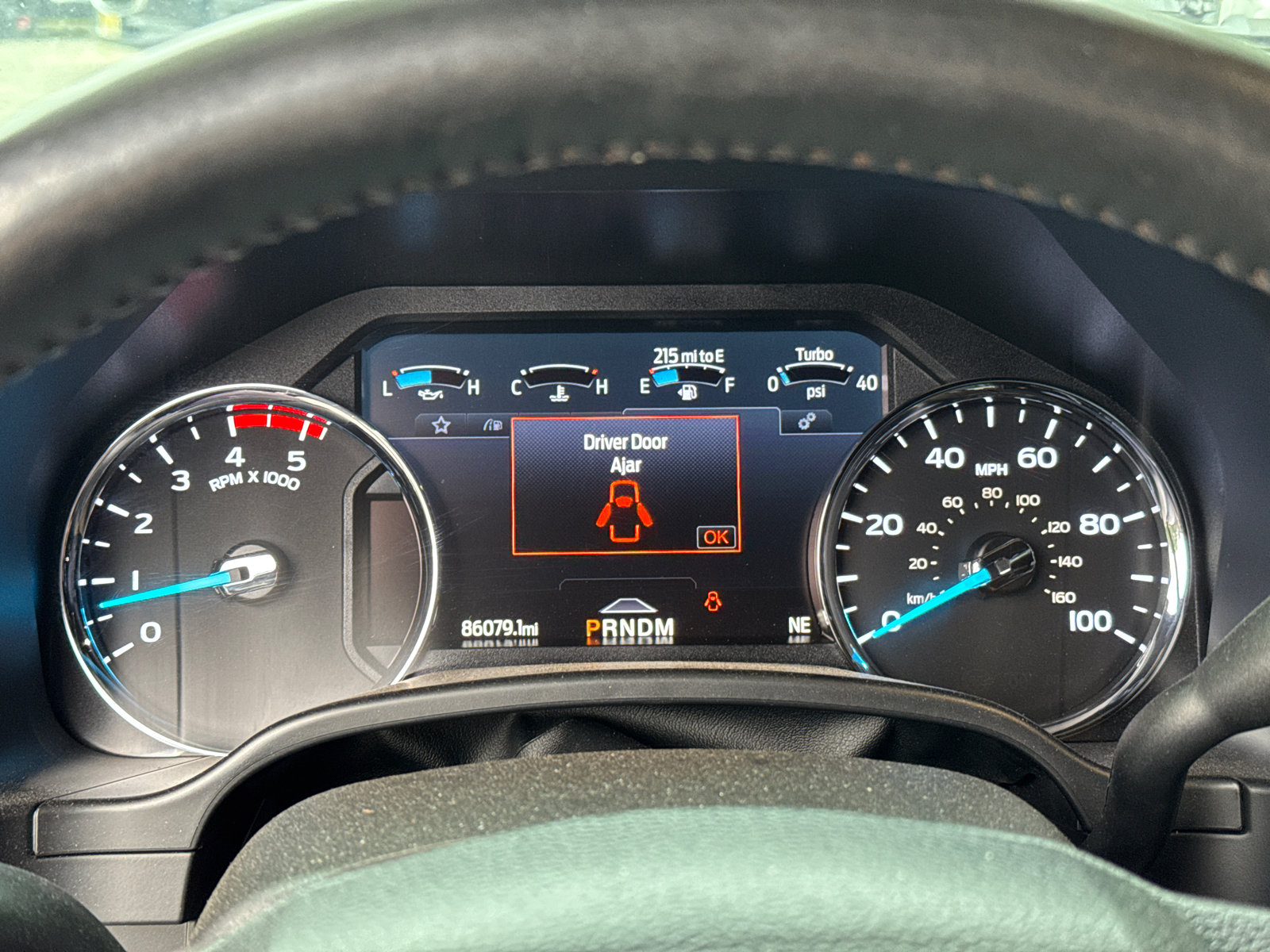 Used 2020 Ford F450 Platinum w/ FX4 Off-Road Package AWD/4WD image 26