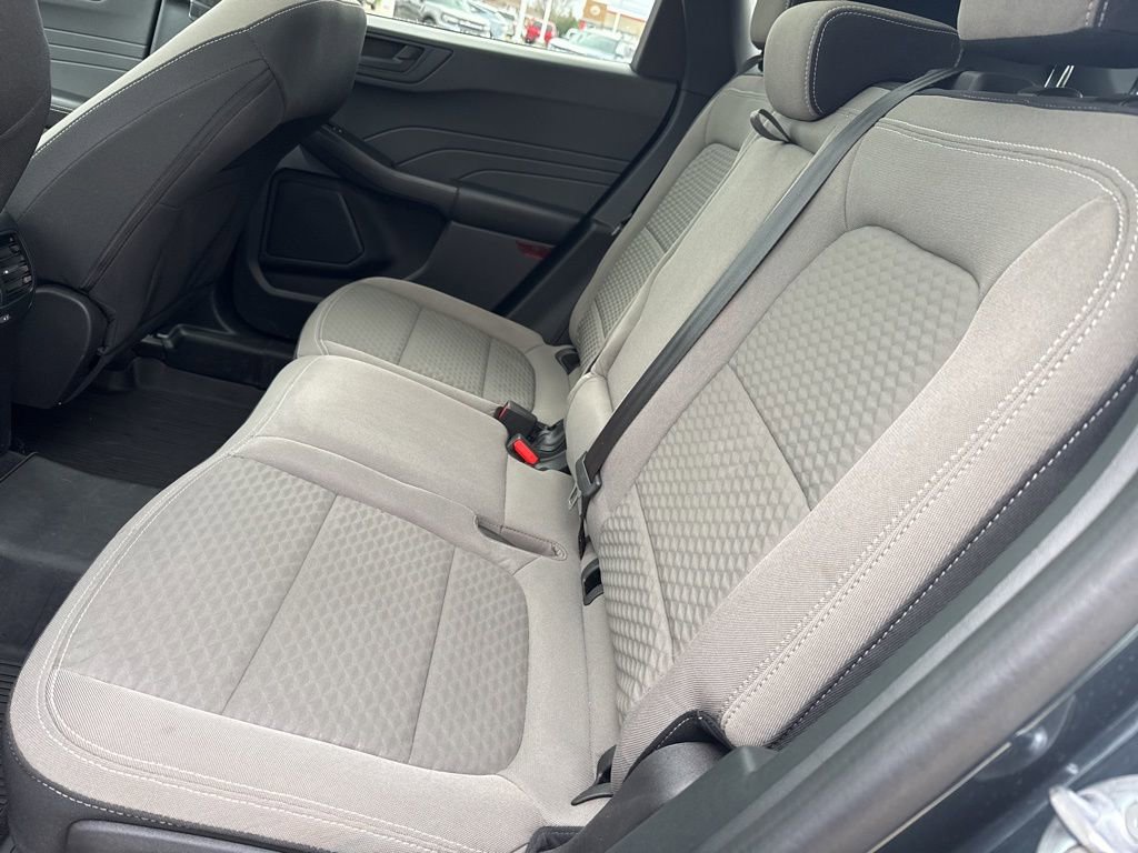 Certified 2022 Ford Escape SE w/ SE Sport Appearance Package image 11