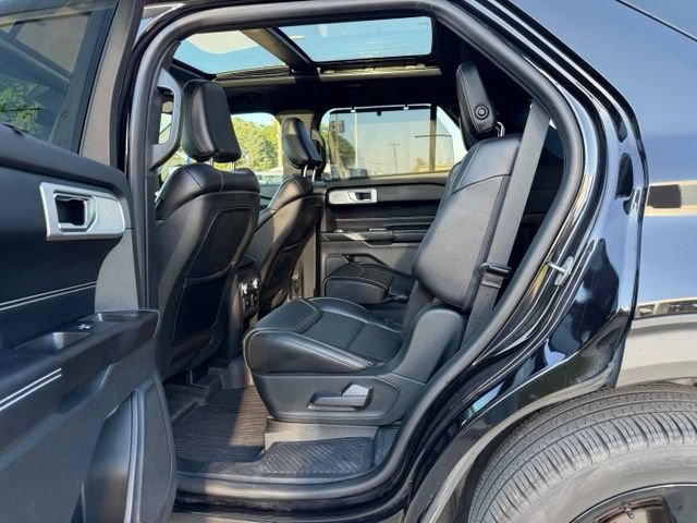 Used 2020 Ford Explorer ST w/ ST Street Pack AWD/4WD image 14