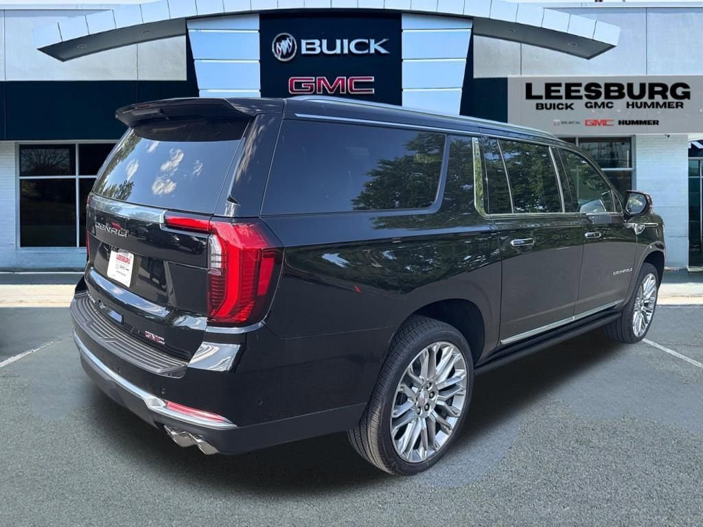 New 2026 GMC Yukon XL Denali w/ Denali Reserve Package AWD/4WD image 7