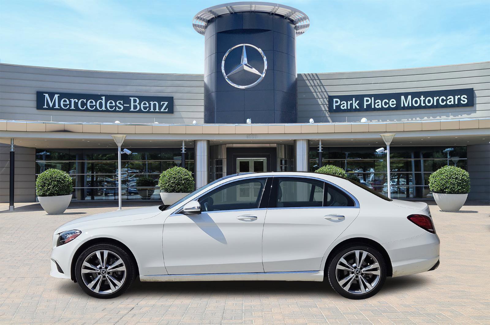 Used 2021 Mercedes-Benz C 300 4MATIC Sedan w/ Premium Package image 3