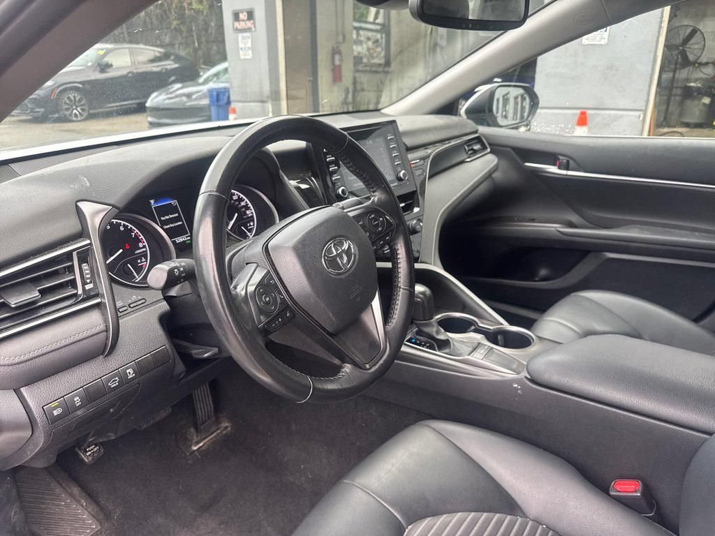 Used 2024 Toyota Camry SE w/ Convenience Package FWD image 33