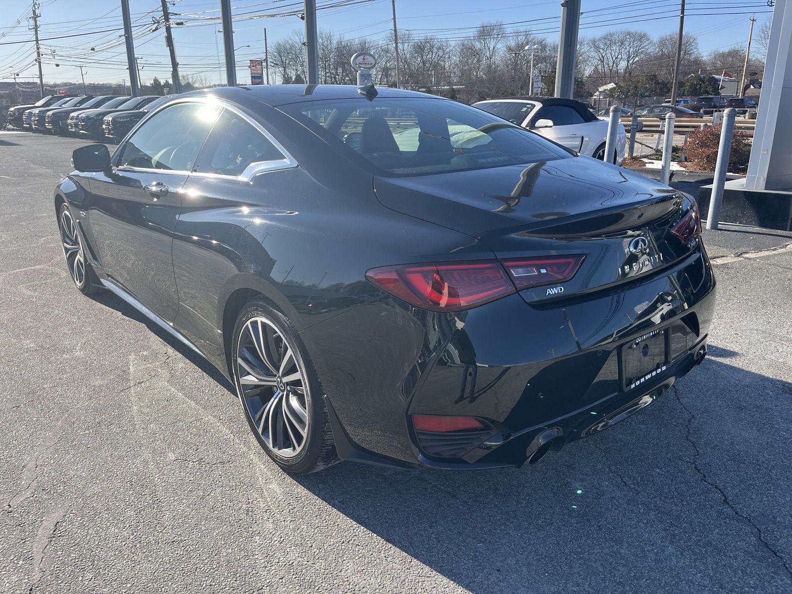 Used 2020 INFINITI Q60 3.0t Luxe w/ Essential Package image 4