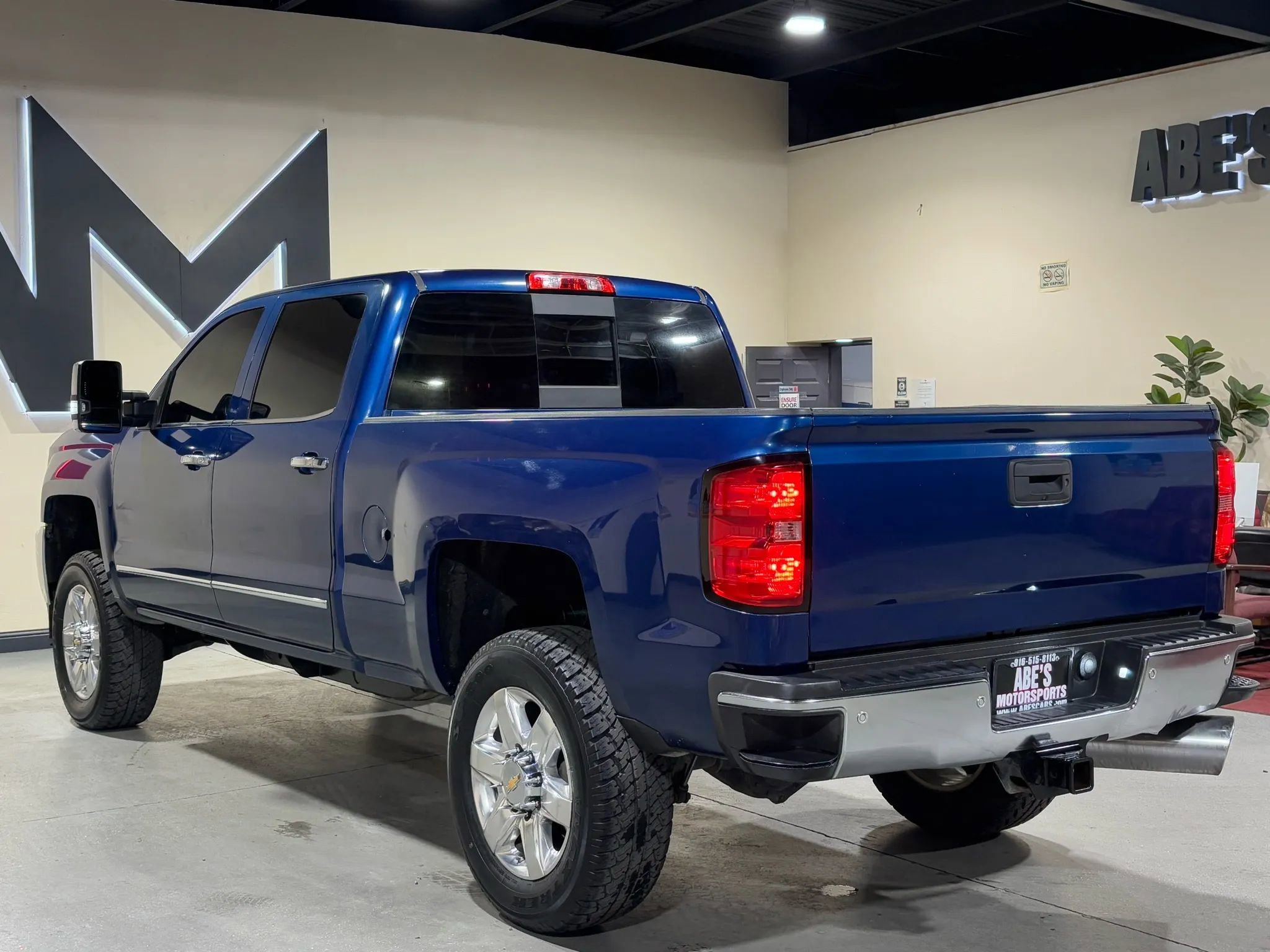 Used 2016 Chevrolet Silverado 2500 LTZ w/ Duramax Plus Package image 7