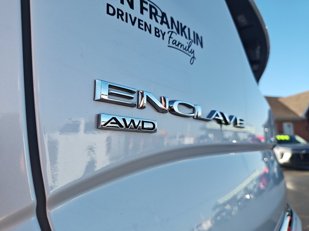 Used 2022 Buick Enclave Avenir w/ Avenir Technology Package AWD/4WD image 29