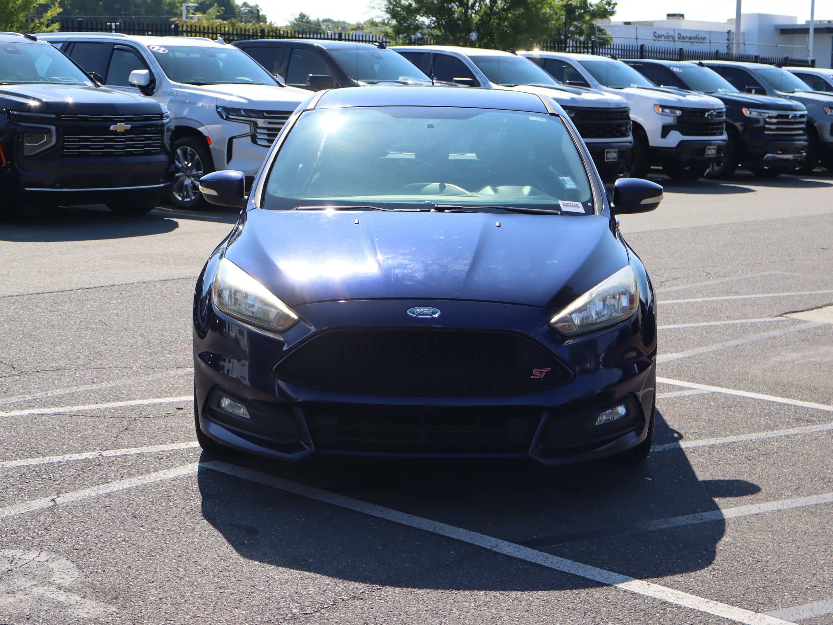 Used 2017 Ford Focus ST FWD image 3