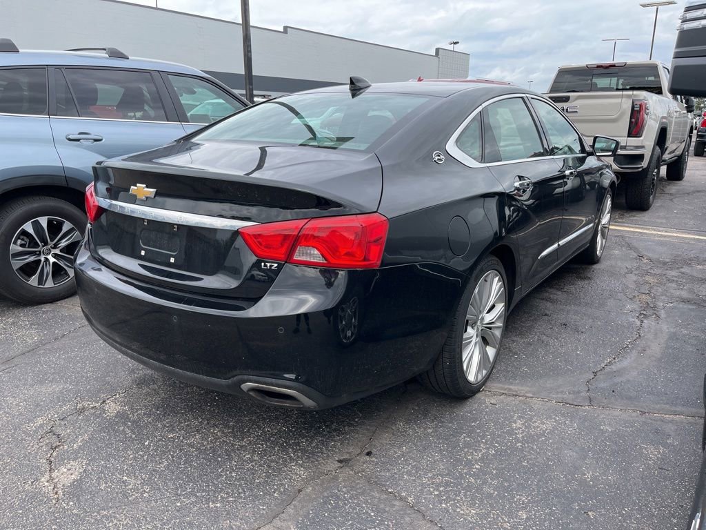 Used 2016 Chevrolet Impala LTZ w/ Enhanced Convenience Package FWD image 4