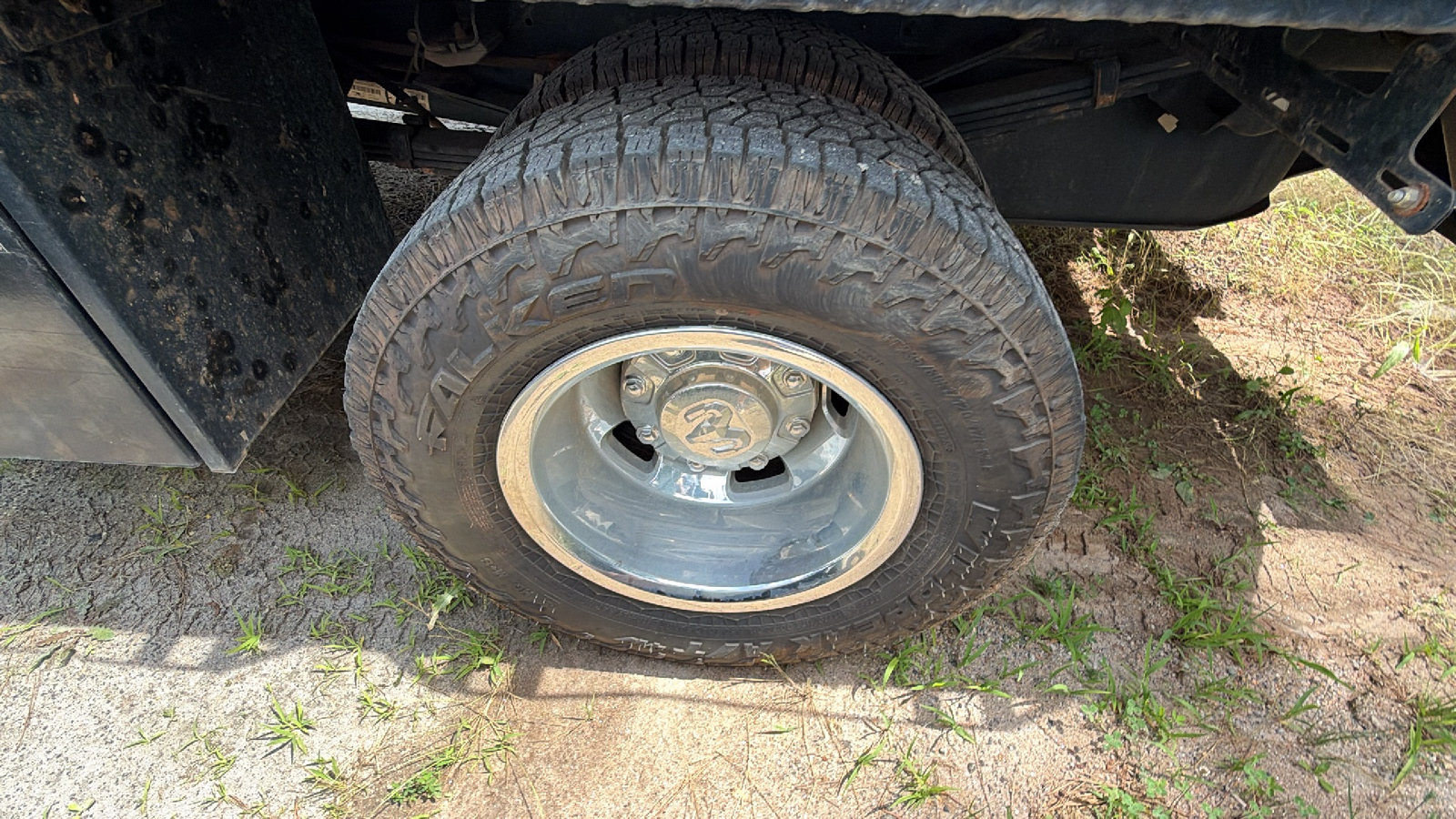 Used 2022 RAM 3500 Tradesman w/ Chrome Appearance Group AWD/4WD image 13